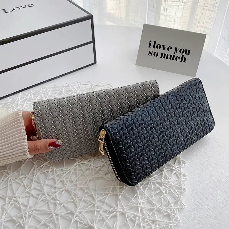 U Leather Pattern Clutch Bag - Simple Fashion Purse