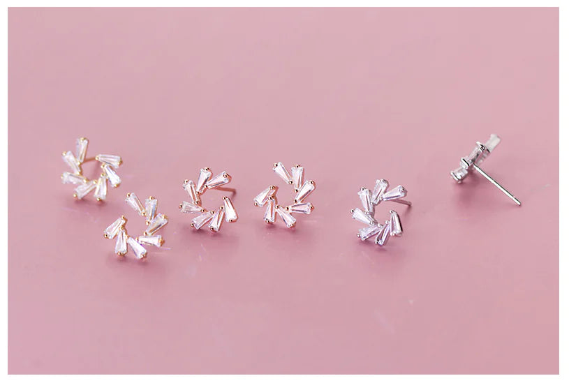 Flower Studs and Snowflake Earrings Set